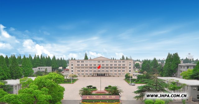 Q . 中石化江漢油田