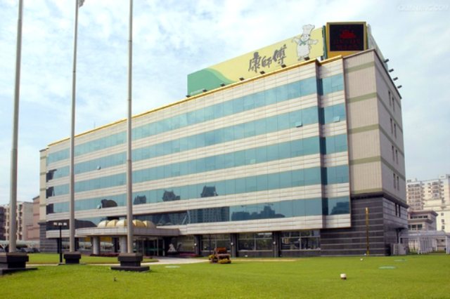 R . 康師傅集團 R . 康師傅集團